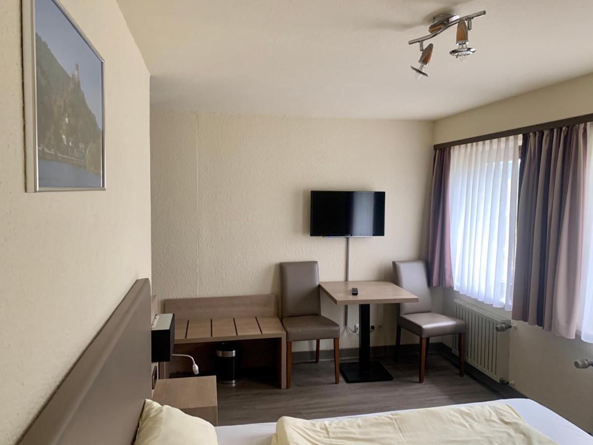 Hotel Montag 잔크트고아르 외부 사진
